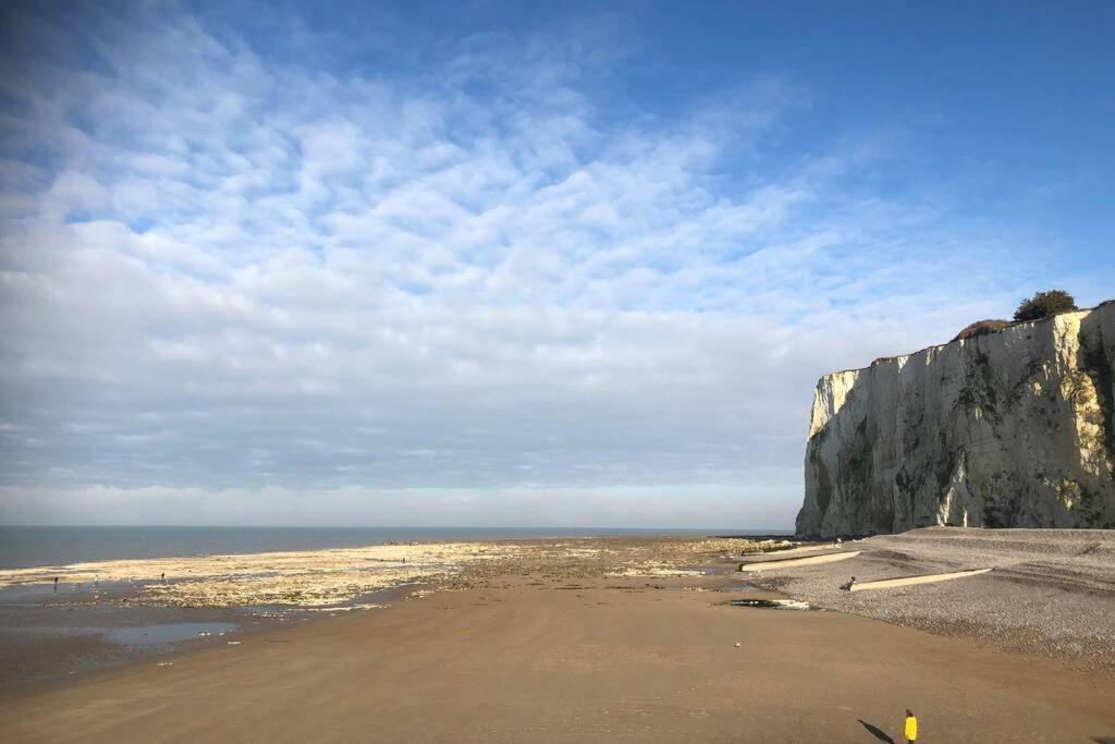L Euphorie - Maison De Ville De Caractere 7 Minutes De La Mer - Le Treport - Mers Les Bains Eu (Seine-Maritime) Exteriör bild